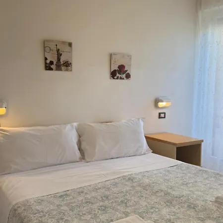 Hotel Ambassador Room Only Cattolica Exterior photo