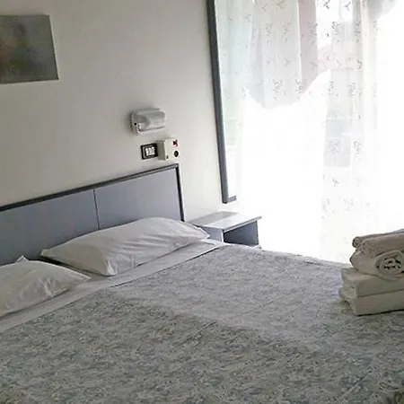 Hotel Ambassador Cattolica Esterno foto